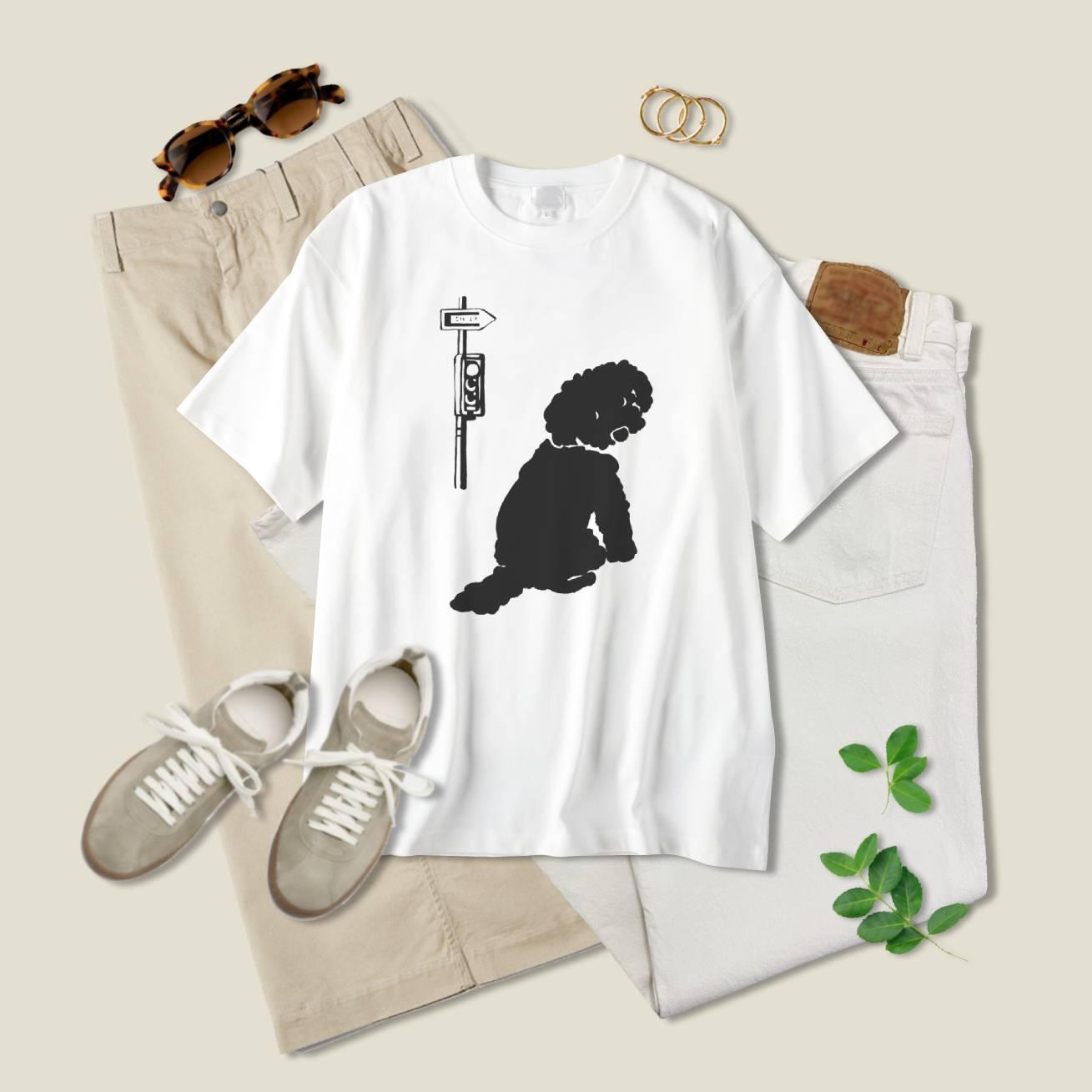 5色から選べるトイプードルTシャツ【シグナル】1枚目の画像